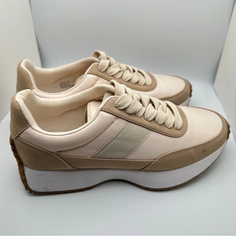 DV by Dolce Vita step out